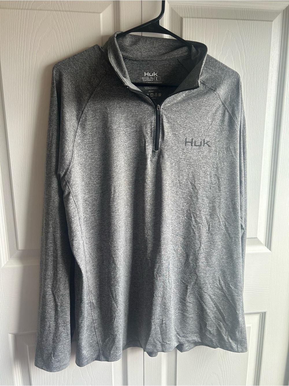Huk Men’s Airweight Heather Quarter-Zip Pullover – Size L – Heather Gray
